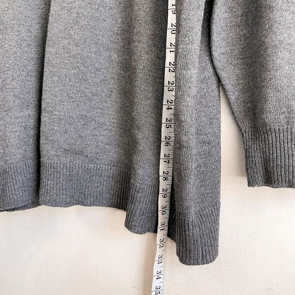 Lane Bryant Gray V-Neck Sweater Size 22/24 - Picture 6 of 7